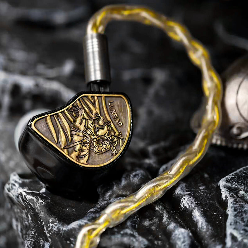 LUXEAR Valor - Hybrid 10 Driver In-ear Monitor